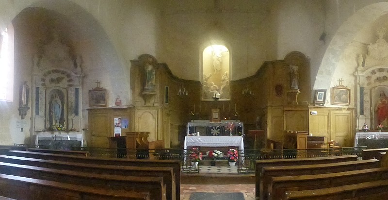 Vue du coeur de l'église